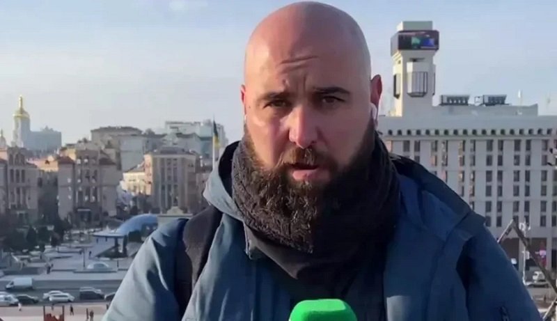 mojemorze's tweet photo. @PremierRP @MS_GOV_PL @w_zurek Panie Żurek, czy tak od czasu do czasu zadzwonisz do swojego dobrego kolegi z tych pięknych czasów walki o #FreePablo https://t.co/X71I5NBeAR