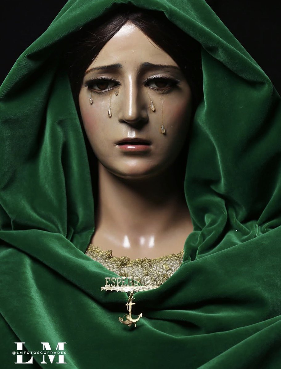 100 días para que Málaga se tiña de verde y se convierta en alfombra de romero. 

100 días para un nuevo Jueves Santo. 

⚓️💚🌿 

📸 <a href="/lmgomezpozo/">Luisma Gómez Pozo</a>