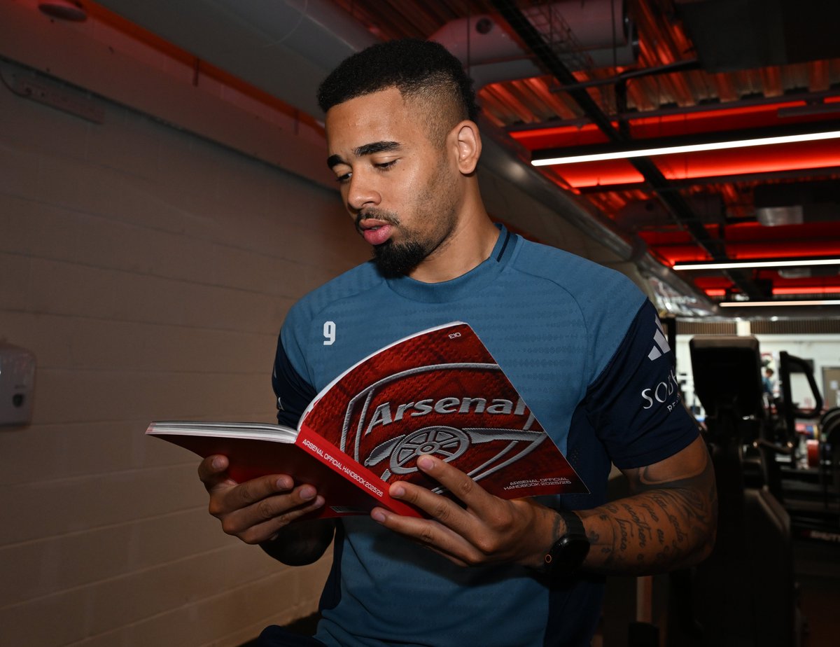 Arsenal Programme tweet media