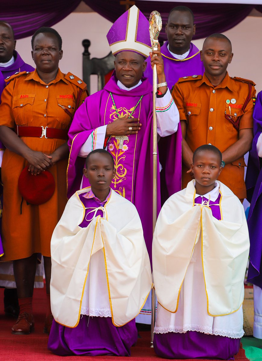 The Bishop thanked the Soroti Prisons administration for taking good care of inmates, supporting rehabilitation and respecting their rights.

He later shared a meal with the inmates and joined them in cutting a cake, an act that highlighted unity and compassion