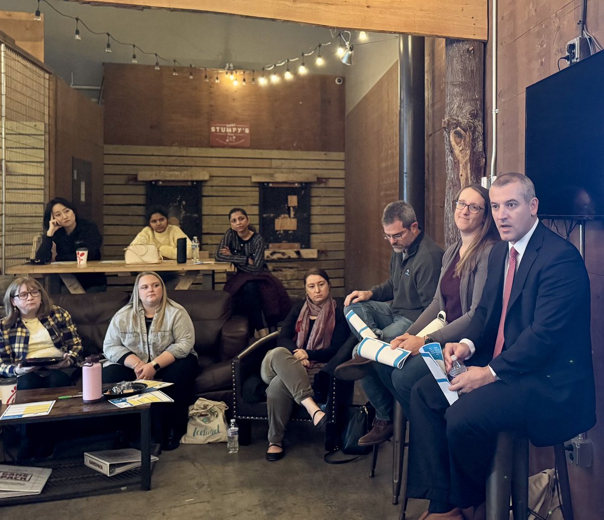 At Gross Mendelsohn, we believe in empowering our people to take charge of their careers and help shape the future of the firm. Our managers retreat was a day filled with great energy, fantastic networking and plenty of laughs!