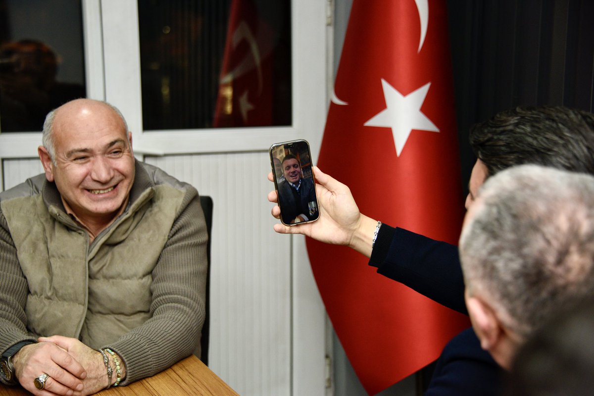 AK Parti, Güçlü Türkiye'nin teminatıdır. 🇹🇷

İlçe Başkanvekilimiz Sn. Enver Arslan’ın Başkanlığında, Milletimize hizmet şiarıyla haftalık olağan Yönetim Kurulu toplantımız, Belediye Başkanvekilimiz Sn. Orhan Gürel, Gençlik Kolları Başkanvekilimiz Sn. Yakup Çakır
<a href="/yavuzselimkiran/">Yavuz Selim KIRAN</a>