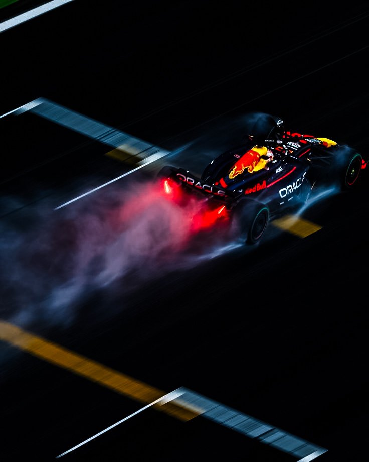 herangeliceyes's tweet image. ⠀⠀⠀

⠀⠀⠀  They  say  if  you're  not  sure
            on  any  teams..
            trust the "𝘽𝙪𝙡𝙡𝙨"

            𝘓𝘦𝘹𝘪 𝘓𝘰𝘷𝘦𝘭𝘢𝘤𝘦 - F1 AU

⠀⠀⠀