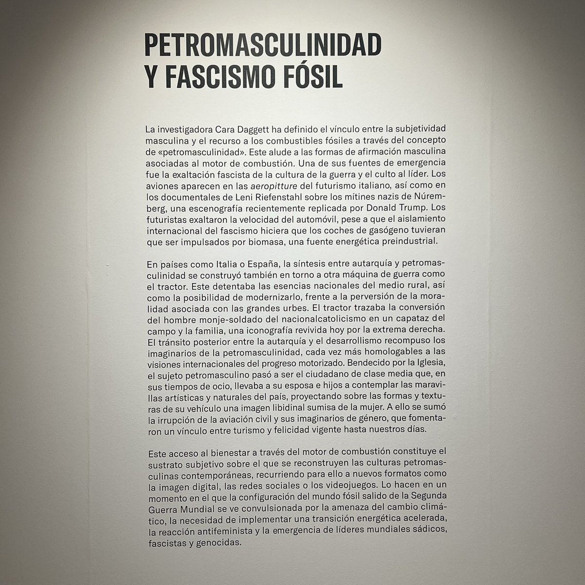 frjasase's tweet photo. @cbamadrid No podéis cobrar por una exposición en la que se muestra este panfleto. No es la casa del pueblo. https://t.co/j2v6BVlXqL