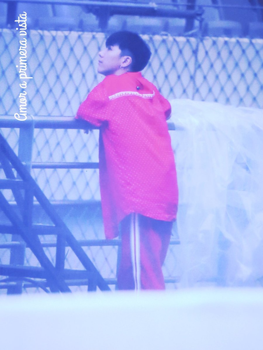 theejubex's tweet image. เก่งมากๆ🫳🏻 คนที่โดนทิ้งในวันนั้น ตอนนี้อดทนพยายามจนมีคอนเสิร์ตของตัวเองได้แล้วนะ 

ALWAYS WITH TENLEE
#12YearsWithTEN