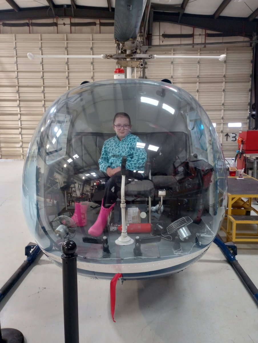 nathanlmackey's tweet photo. Last week I took my daughter to the hangar at the Celebrate Freedom Foundation, https://t.co/qyZHeojlP8. CFF uses former military vehicles and aircraft to inspire students to embark on careers in aerospace and technology. https://t.co/cfH1AQU6wv