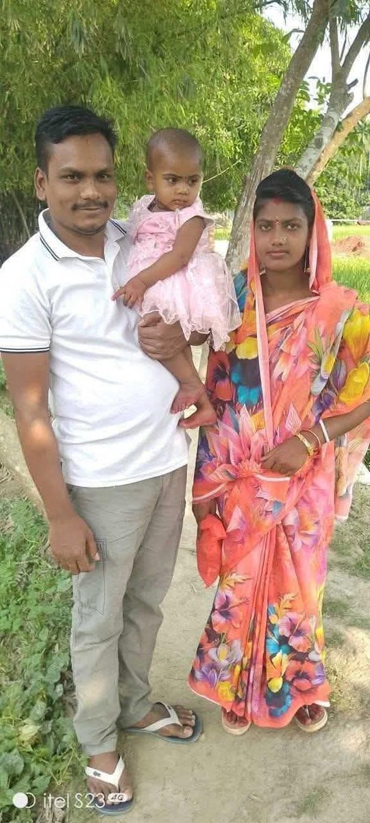 JavedBeigh's tweet image. Mr. Hissein Brahim Taha, Secretary General Organization of Islamic Cooperation (OIC), @OIC_OCI :

This is a photo of Dipu Chandra Das, his wife and his daughter. 

Dipu was a member of Muslim majority Bangladesh's Hindu minority community who was brutally lynched by a mob of…