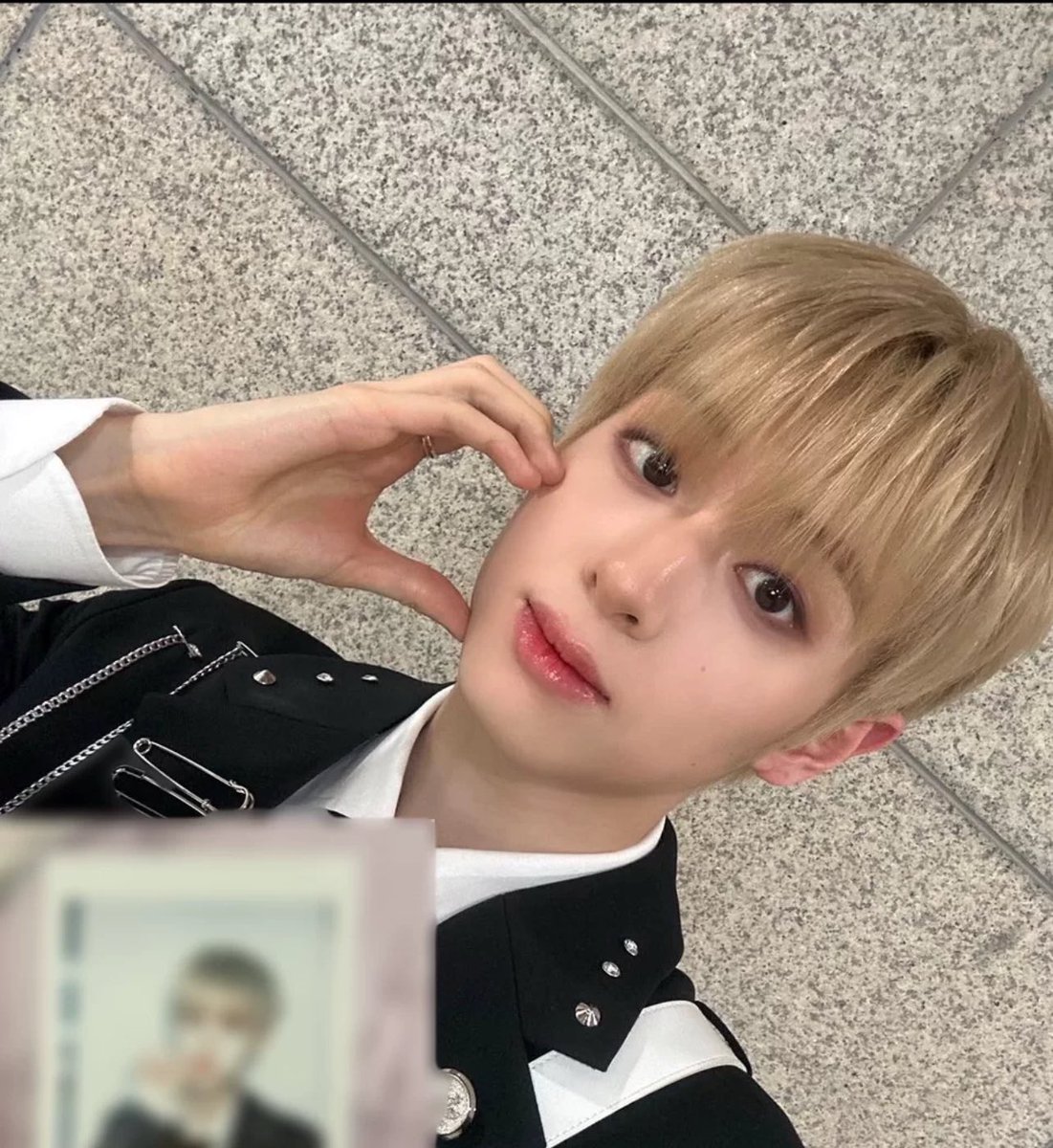 choocbingo's tweet photo. 더윈드 최한빈  장현준 싸인 폴라 싸폴 양도

제시 쿨거 있음
싸인 👌🏼
비싸게 안 받아요
더윈드 THE WIND 김희수 타나톤 최한빈 박하유찬 안찬원 장현준 아일랜드 위고 하이틴 반나첫 싸인 폴라로이드 https://t.co/DTRPM1frPb