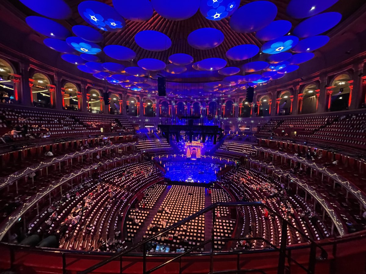 grahamperth01's tweet photo. A visit to the Royal Albert Hall 😀 https://t.co/rIKKKddxaU