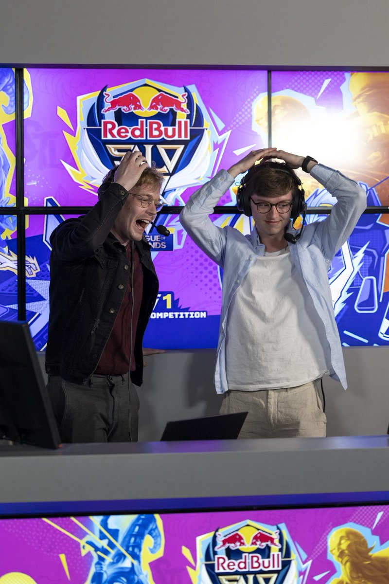 Duckling tweet media