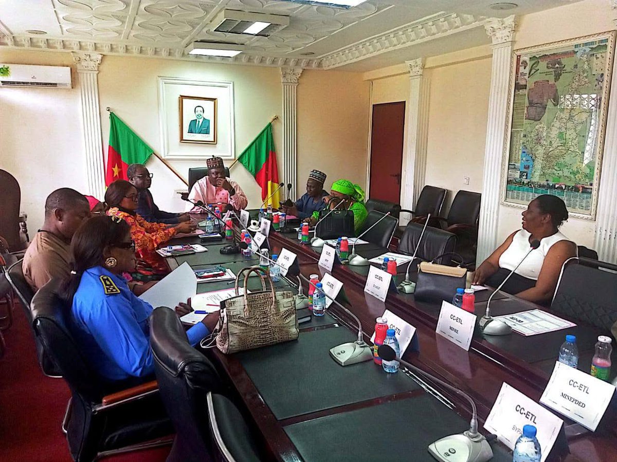 luxecamtours's tweet photo. Cameroon advances tourism development as MINTOUL holds its first commission focused on classifying tourist sites. This marks a shift toward recognising sites at local, regional and national levels based on their unique attractions.
#CameroonTourism #MINTOUL #TourismDevelopment https://t.co/UZCKjyQDVR