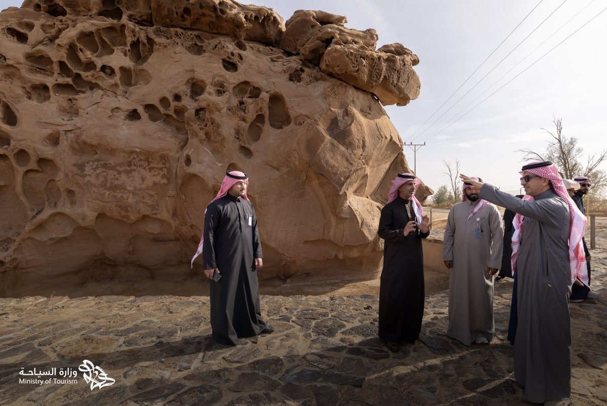 وزارة السياحة tweet media