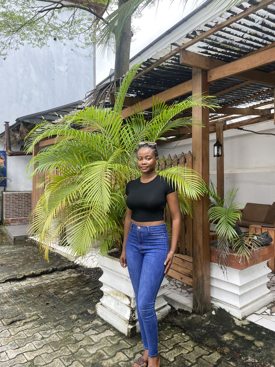 gifteexotic_'s tweet photo. My name is Chidinma. This year, I turned a long-held dream into reality — launching the first Igbo niche perfume in Africa. https://t.co/jhOUexLW25