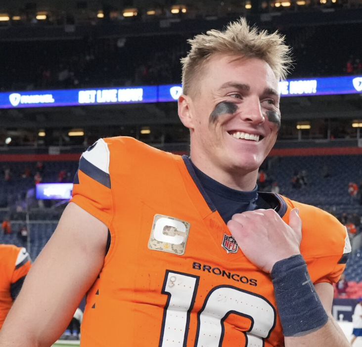 NFL_DovKleiman's tweet image. The 2024 QB draft class is the greatest of All Time.

• Caleb Williams
• Drake Maye
• Jayden Daniels
• Bo Nix

Every single one of them is an elite franchise QB.