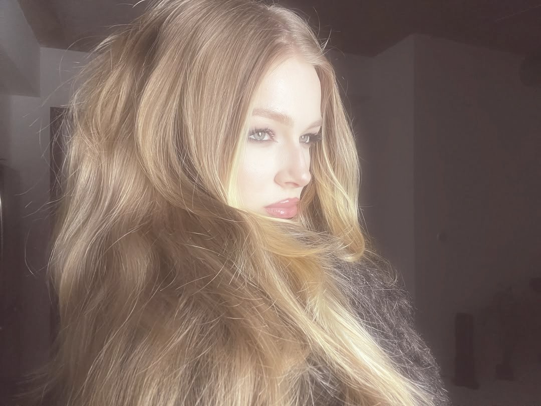 docildes's tweet image. ͏ ͏ ͏ ͏ ͏ ͏ ͏ ͏ ͏ ͏ ͏ ͏ ͏ ͏cолнце светит, и в мелочах можно найти что-то волшебное.