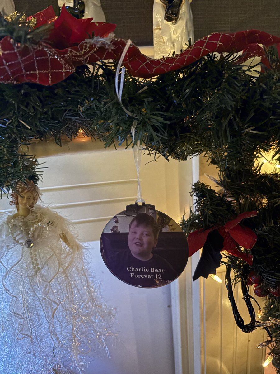 Beveridge's Bitch ;; 🖤🤍🖤🤍 tweet media