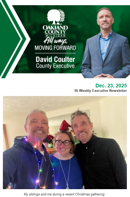 OakGovEO's tweet photo. Reflecting on my childhood Christmas memories and wishing all in #OaklandCounty and beyond a joyous holiday season! Read and subscribe to my #AllWaysMovingForward newsletter: https://t.co/RXTfSveXxi. https://t.co/phRs8VPr1A