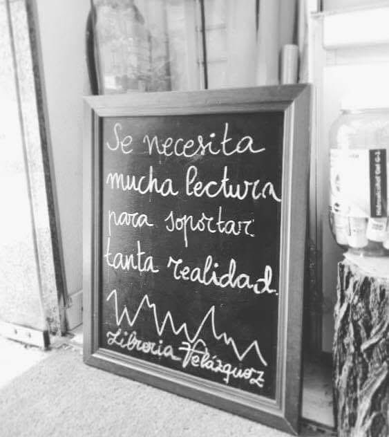 Universo_libros tweet picture