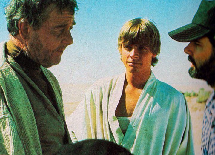 ezzuhme's tweet image. luke your binder is on show. luke