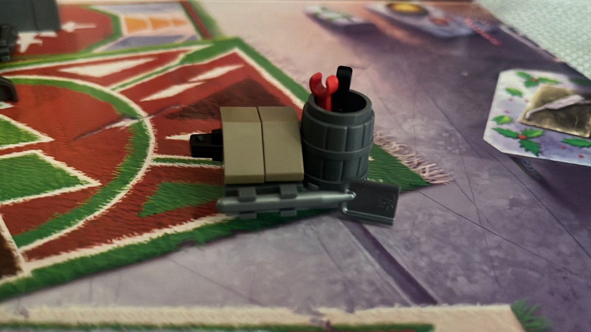 atimson's tweet photo. On the twenty-third day of Christmas my calendar brought to me: a trash can? #legostarwars #adventcalendar https://t.co/WVAK0vknWa