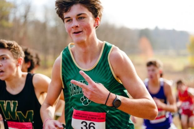 TimonRUNS's tweet image. Congratulations to @paddyhart9 on being named All-WNY 1ST TEAM for the Cross Country season! This is a tremendous honor and Timon’s first 1st-teamer in decades.

#PrideInThePaw

@MonsignorMartin @TimonSportsNews @bufnewspreptalk @BishopTimonHigh @Section6_NY @RussKingsbury