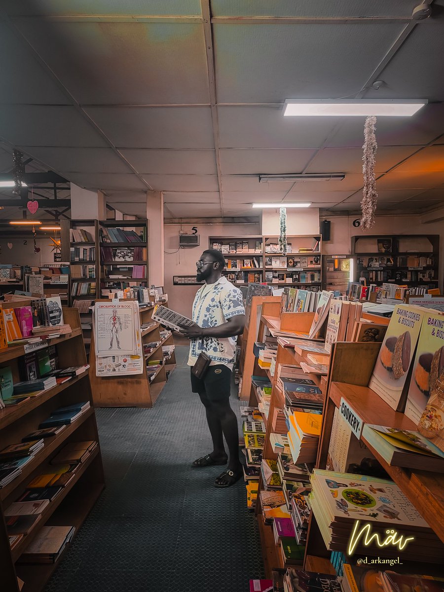 visuallymav's tweet image. Book Sellers, Ibadan.
Courtesy, @Joseph_Omoh_