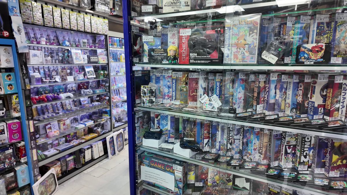 GDorison's tweet photo. [NEW VIDEO]
SPECIAL RETRO X-MAS Bd VOLTAIRE EDITION 2025 😃
➡️Quoi looter pour 10 € ?
➡️Quoi looter pour 100 € ?
➡️Et en cas de budget SANS LIMITE 😂?

Feat. que des trucs main stream (LaserActive, FM SOUND UNIT, Shuttle, MSX...)

➡️Lien vidéo : https://t.co/Pw6CtuCKnB https://t.co/fUWo1UimWs