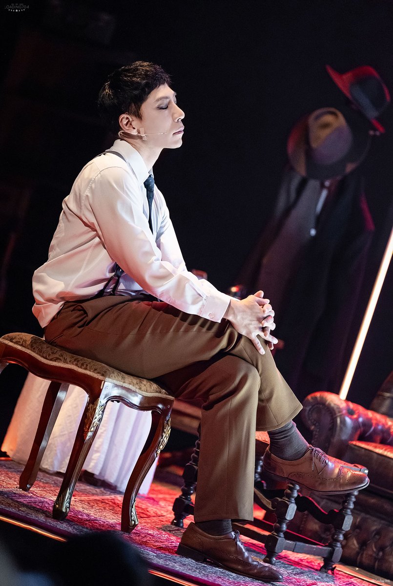 Loading704_pic's tweet image. 251223 미드나잇 액터뮤지션 스페셜 커튼콜
이승현 비지터

#이승현 #미드나잇 #액터뮤지션