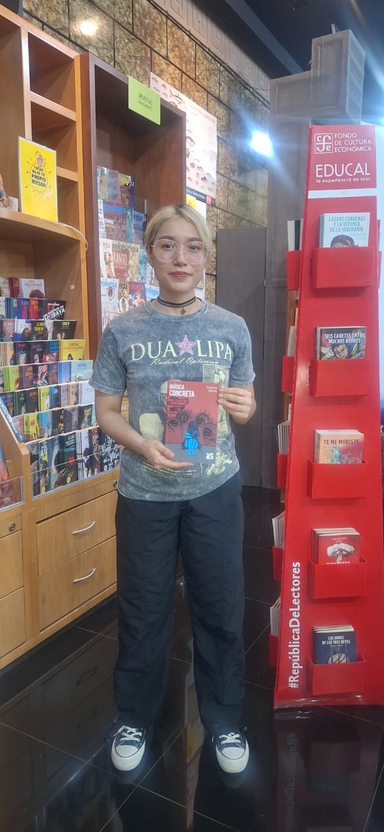 Recuerden que seguimos entregando, completamente 𝐆𝐑𝐀𝐓𝐈𝐒, títulos de la Colección #25ParaEl25.

Construyendo #juventudeslectoras

📍Interior Museo de la Cultura Maya en #Chetumal, #QuintanaRoo, #México.
🕘Martes a sábado de 9am a 5pm.
Domingos de 10am a 4pm.
📲9831021819.