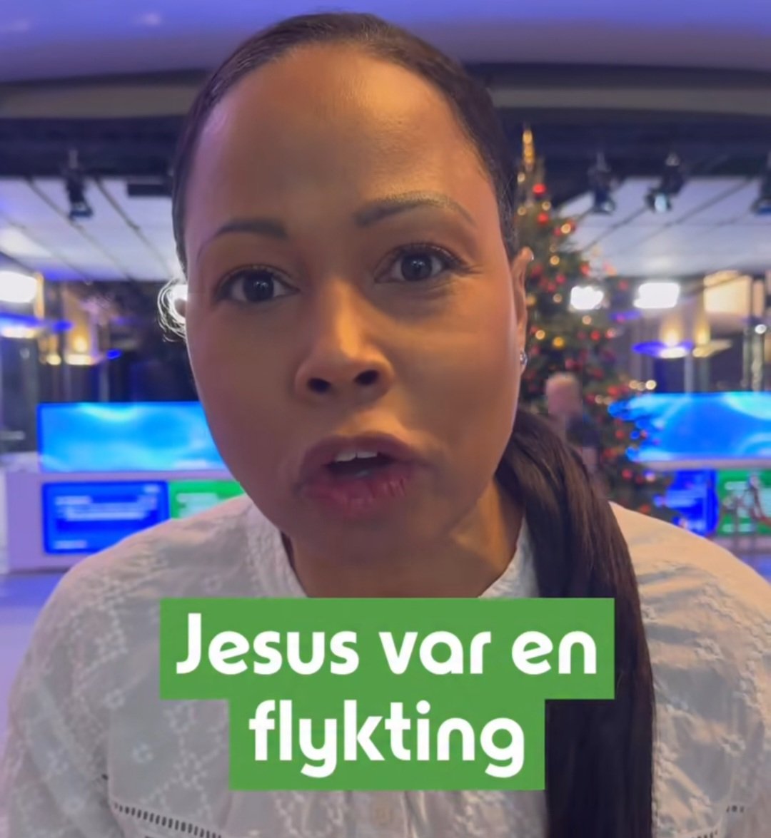 DrTallinger's tweet photo. Miljöpartiet vill värva kristna genom att politisera och trivialisera deras tro att:

[Jesus var Guds son som kom till jorden för att frälsa mänskligheten]

Han kom inte till jorden som "flykting".

Under julen är det tänkt att det ska råda julefrid och kärlek.

@miljopartiet kan dra åt h*lv*t* med sin kränkning mot en hel religion, prova kränka nån annan religion om ni vågar.