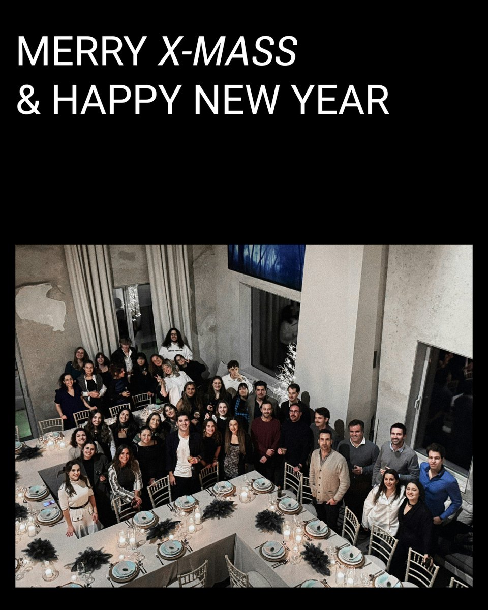 MASSLAB_PT's tweet image. Another year, another table filled with brilliant minds (and confetti!)  🎊
Merry X-MASS &amp;amp; a happy New Year! 🎄 ✨