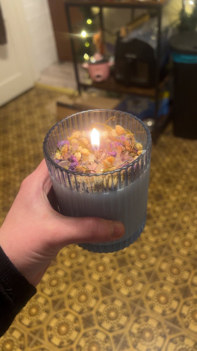 shellsncheeseee's tweet image. If you see me on Etsy, mind your business. I made this and I am very proud