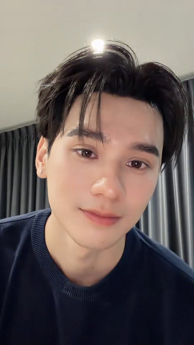 staywithharit's tweet photo. ตาอ้อนเหมือนอีโมจิ ‘ 🥺 ’ มากกกก https://t.co/iYG48L48wD