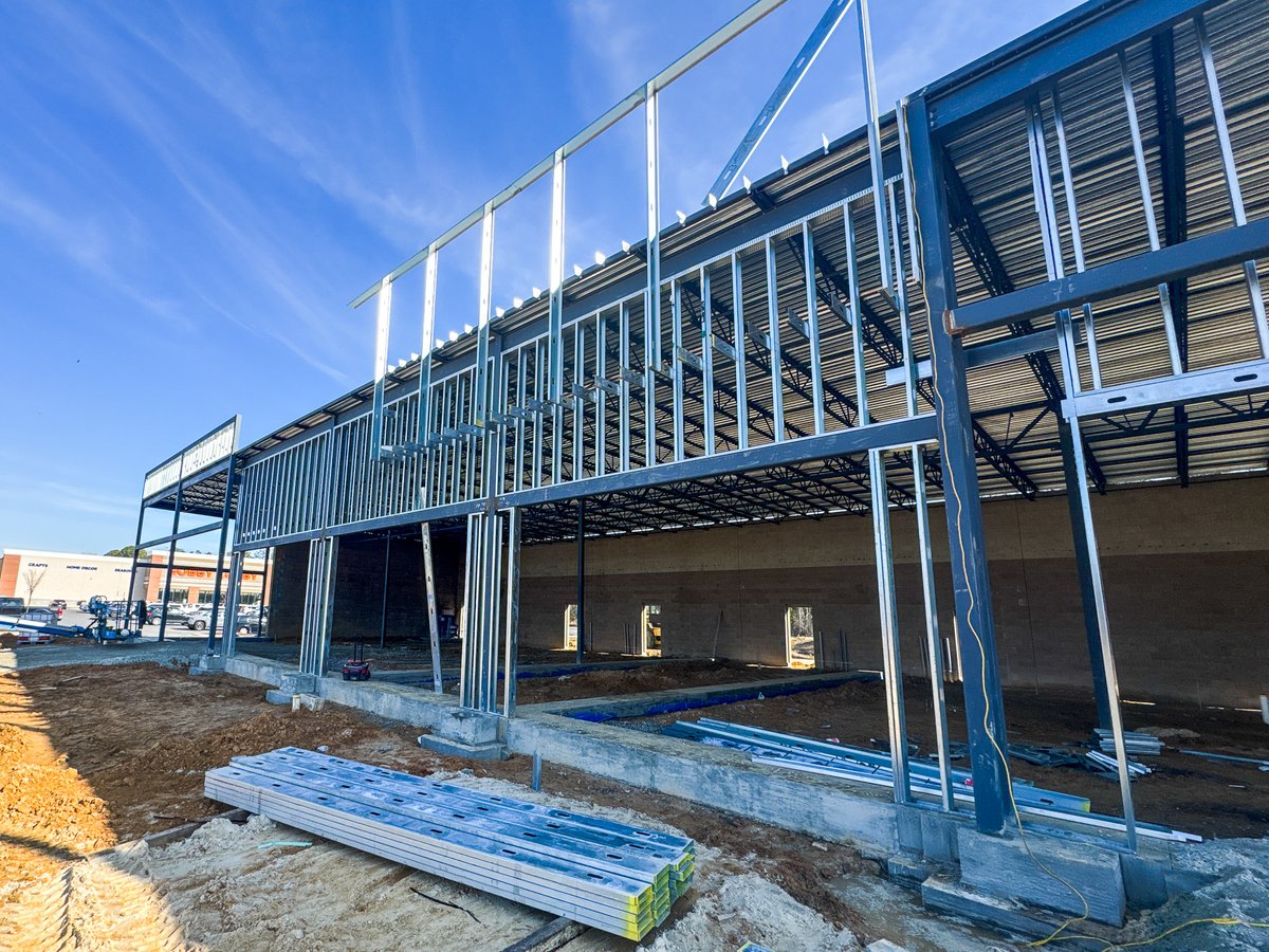 BuiltechLLC's tweet photo. 🏗️ Eastfield (Selma, NC) update: site &amp; utility work is progressing on a 19,000 SF outparcel for AdVenture Development with A R Thorpe Architect PLLC + Gateway Engineers. Storm/sanitary underway; Lightning Dr prep for curb, gutter &amp; paving. #Builtech https://t.co/VBlaG65BpD