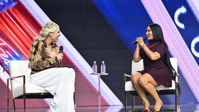 TalbertSwan's tweet image. So, as long as you kiss Trump’s derrière, you can be an ‘illegal’ immigrant, undocumented in this country for the last 38 years, be married to a convicted pedophile, and on a mission to get a pedophile sibling pardoned, and Maga will invite you to speak at their convention.