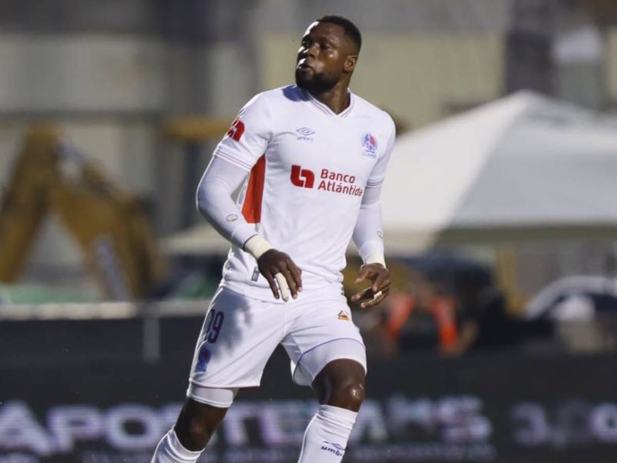 Yustin Arboleda, delantero de Olimpia que pretendía Comunicaciones para el 2026 (RRSS).