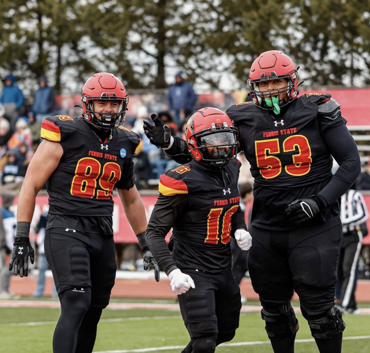 ryanross53_'s tweet image. Blessed to be a Back to Back National Champion. 💍💍 #NastyBoyz @CoachAnnese @Coach_Rock @CoachDrewBurton @FerrisFootball @ferrisathletics