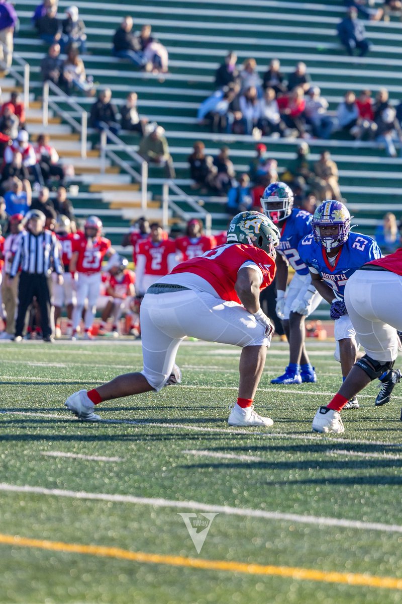 KSpeaks75's tweet photo. Senior Season Film !
https://t.co/YaL8a14yjd
6’4 295 VERSATILLE LINEMAN ( Tackle/Guard)
47-Varsity Games Started
3x-All-Region
1x-State Champion 
1x-All-State 4A
2x-BIG 22WJCL Award
1x-Region Lineman of the Year
North/South All-Star Selectee! https://t.co/vz7537Vp7G