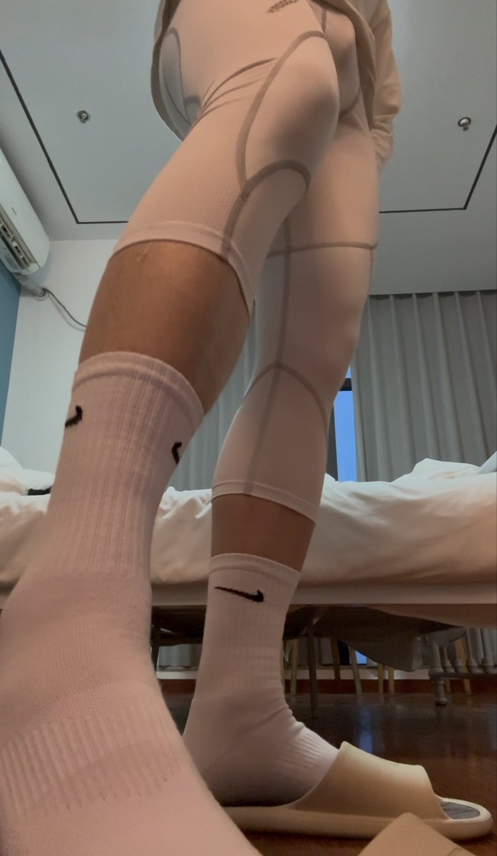 #白袜 #185体育生 #篮球袜 #sm #反差