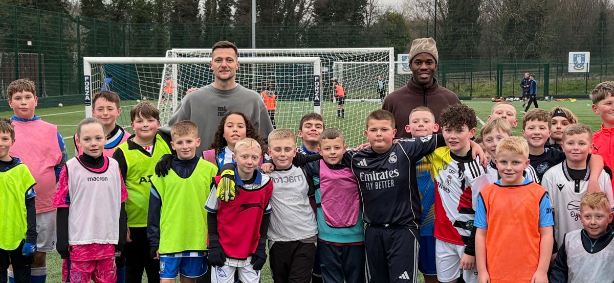 SWFCCP's tweet photo. It was a pleasure to welcome @swfc players Ike Ugbo and Liam Cooper to our FREE Christmas Camps today ⚽💙

With over 300 places provided across both days, we delivered an incredible 1,800 hours of free football this Christmas 🎄👏

A huge thank you to everyone who came along — we hope you had a fantastic time and wish you all a very Merry Christmas 🎅🎁

#swfc #wawaw