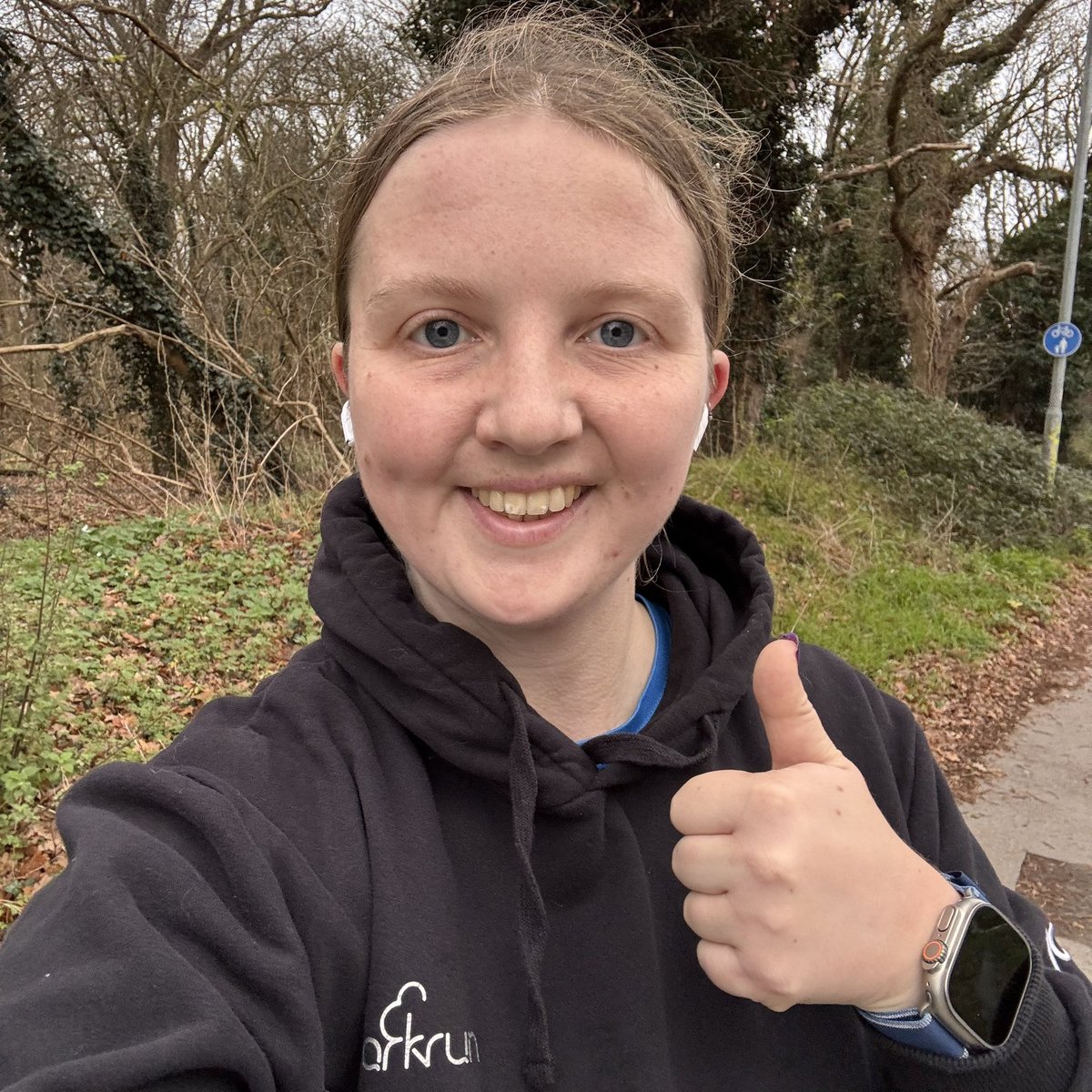 Only 4 days to go until my big challenge… 5 marathons over 5 consecutive days. I had my last training session today, and I can safely say it’s gonna be tough. If you’re able to share my page or donate anything at all, it’d be massively appreciated 💙 justgiving.com/page/charlie-s…