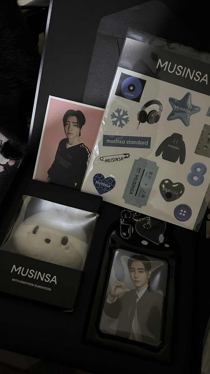 cmcxy's tweet photo. it's finally here!! wahhh ang ganda grabe 🥹 tysm @EHEHsells merry christmas talaga to meeeee
#cmcxy_mails #EHEHproofs https://t.co/69nl0ozeAX