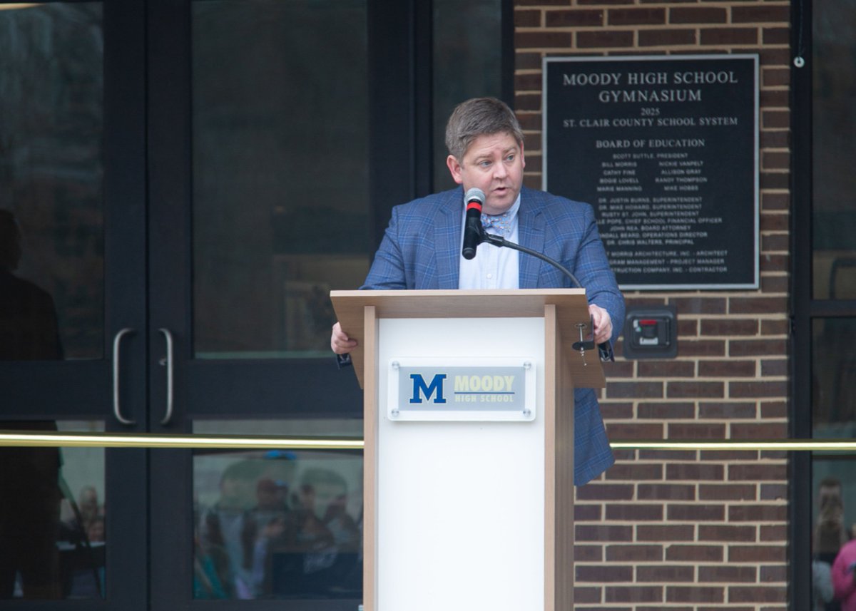 scoutpm_'s tweet photo. We enjoyed celebrating with Moody High School and St. Clair County Schools at the Dec. 18 ribbon-cutting for the new gym. Special thanks and congratulations to all those who made this vision a reality. #MadeSure #411standard https://t.co/EpIXrfOYK5