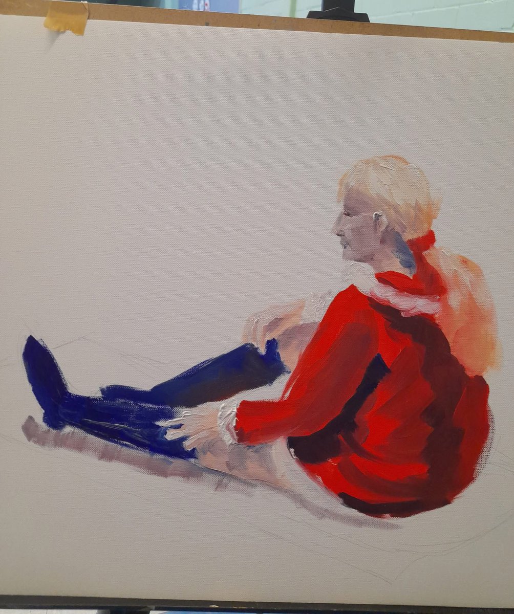 lanie_model's tweet photo. Enjoyed the festive touch wearing my costume for local life drawing group. Fab drawings by artists.  #laniemodel #lifedrawing #artistsmodel  #lifemodel #warwickshiremodel https://t.co/cMpzXi2Mf8