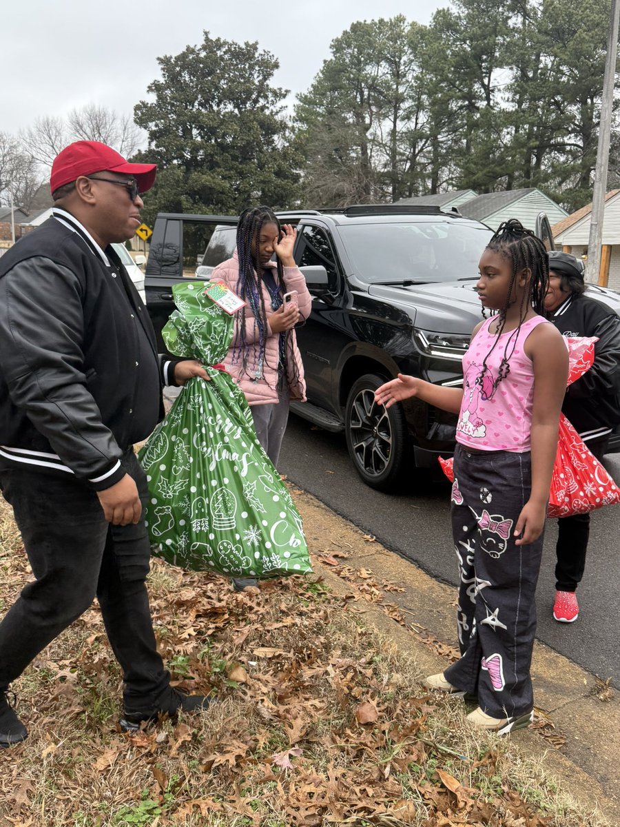 Dr. Joris M. Ray tweet media