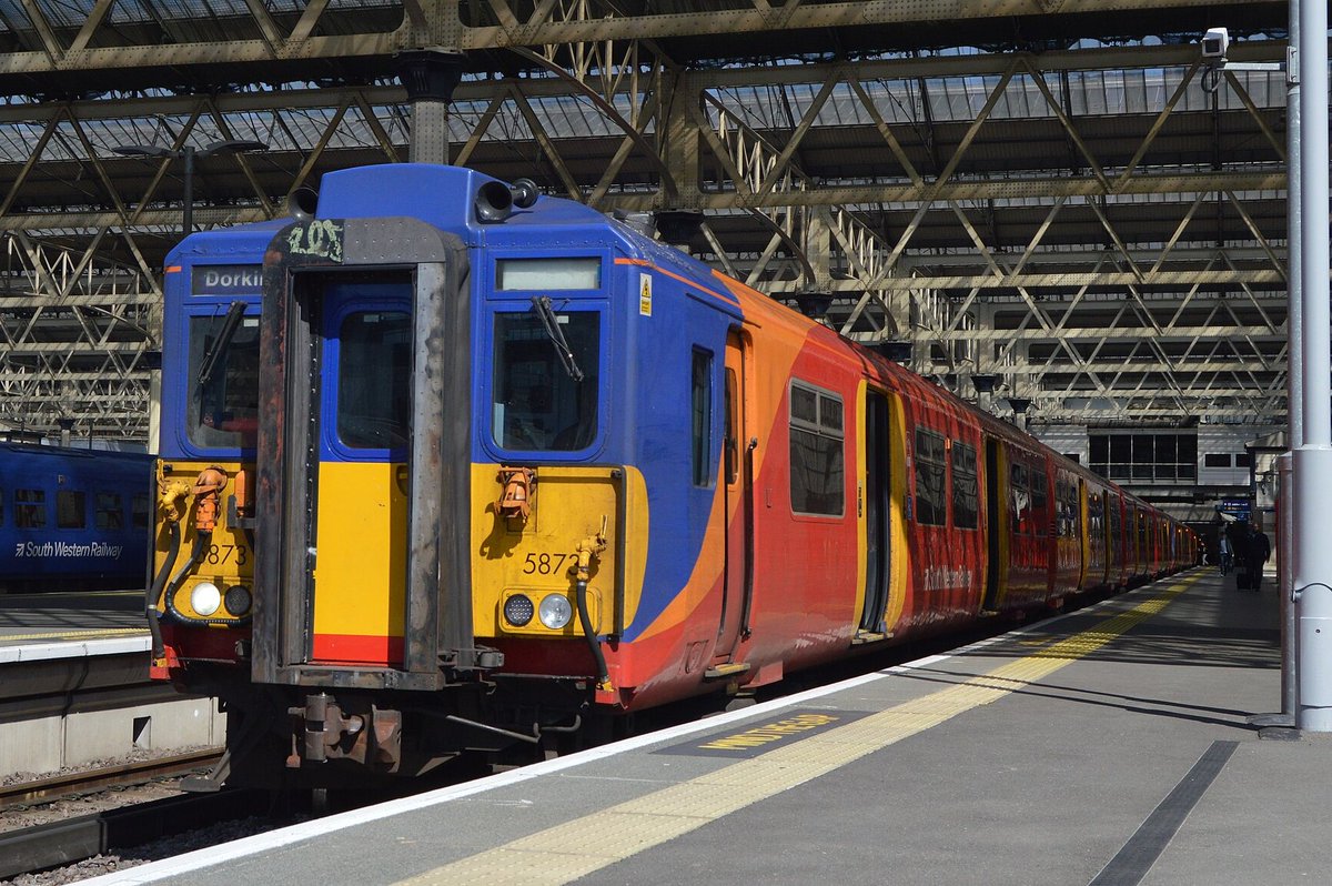 williampgwebb's tweet image. After operating for British Rail Network SouthEast South West Trains and South Western Railway its the end of the line for the Class 455s after 42 years of service 1983-2025 #Class455 #BritishRail #NetworkSouthEast #SouthWestTrains #SouthWesternRailway @SW_Help