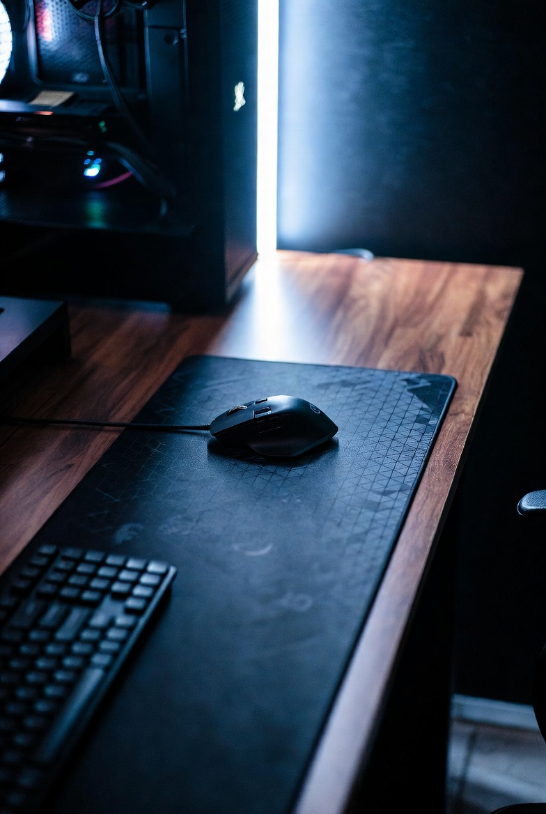 xxxxlmousepad's tweet image. Minimal Black XXXXL Mouse Pad | Clean Gaming Desk Setup &amp;amp; Office Aesthetic
#XXXXLMousePad #ExtendedMousePad #LargeMousePad #GamingMousePad #DeskSetup #CleanDeskSetup #MinimalDesk #OfficeAesthetic #GamingSetup #PCGaming #WorkspaceGoals #DeskAccessories #MousePadXL #MinimalGaming