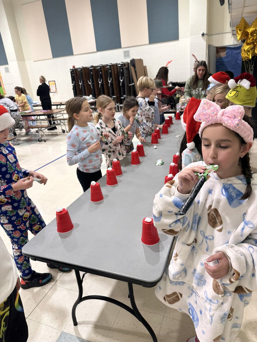 Mrs. D Washington School tweet media