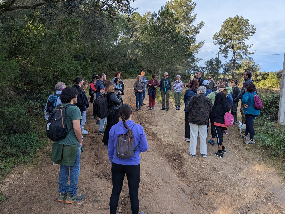 esquerratgn's tweet image. 🌿 Celebrem la decisió de posar fi al contracte de lloguer que permetia mantenir viva l'amenaça de construcció d'un complex futbolístic a la Planota!

👏 Felicitem a #NoHubCampsDeFutbol pel seu activisme eficaç, perseverant i constructiu i agraïm a tothom que els ha donat suport!