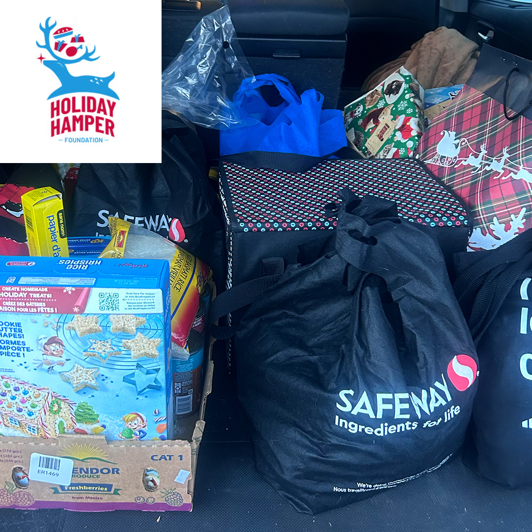 cppdist's tweet photo. The entire CPP Distribution team came together to support five families in the Edmonton area through the Holiday Hamper program.

Giving back to our community is something we truly value. Merry Christmas! #holidayhampers #givingbacktothecommunity #cppdistribution @holidayhamper https://t.co/vhqAGXKHst